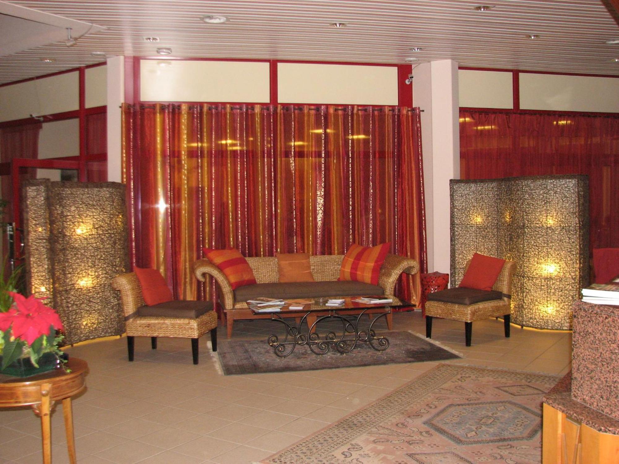 Hotel Le Cedre Bex Luaran gambar